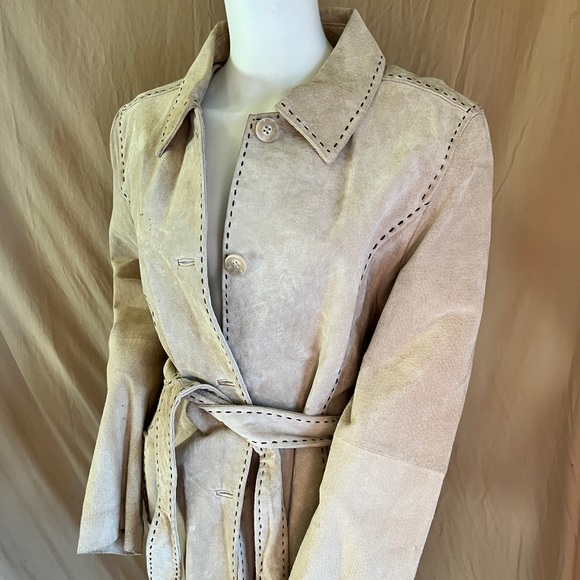 Running Wild REAL Leather Suede Jacket / Coat - Picture 2 of 8